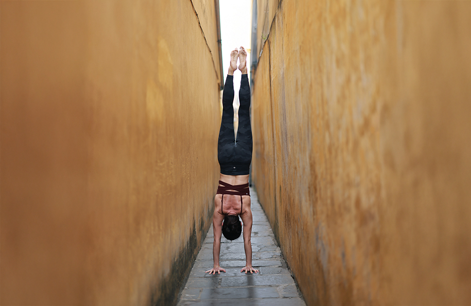 The Path to a Free-Standing Handstand with Joan Jolliffe