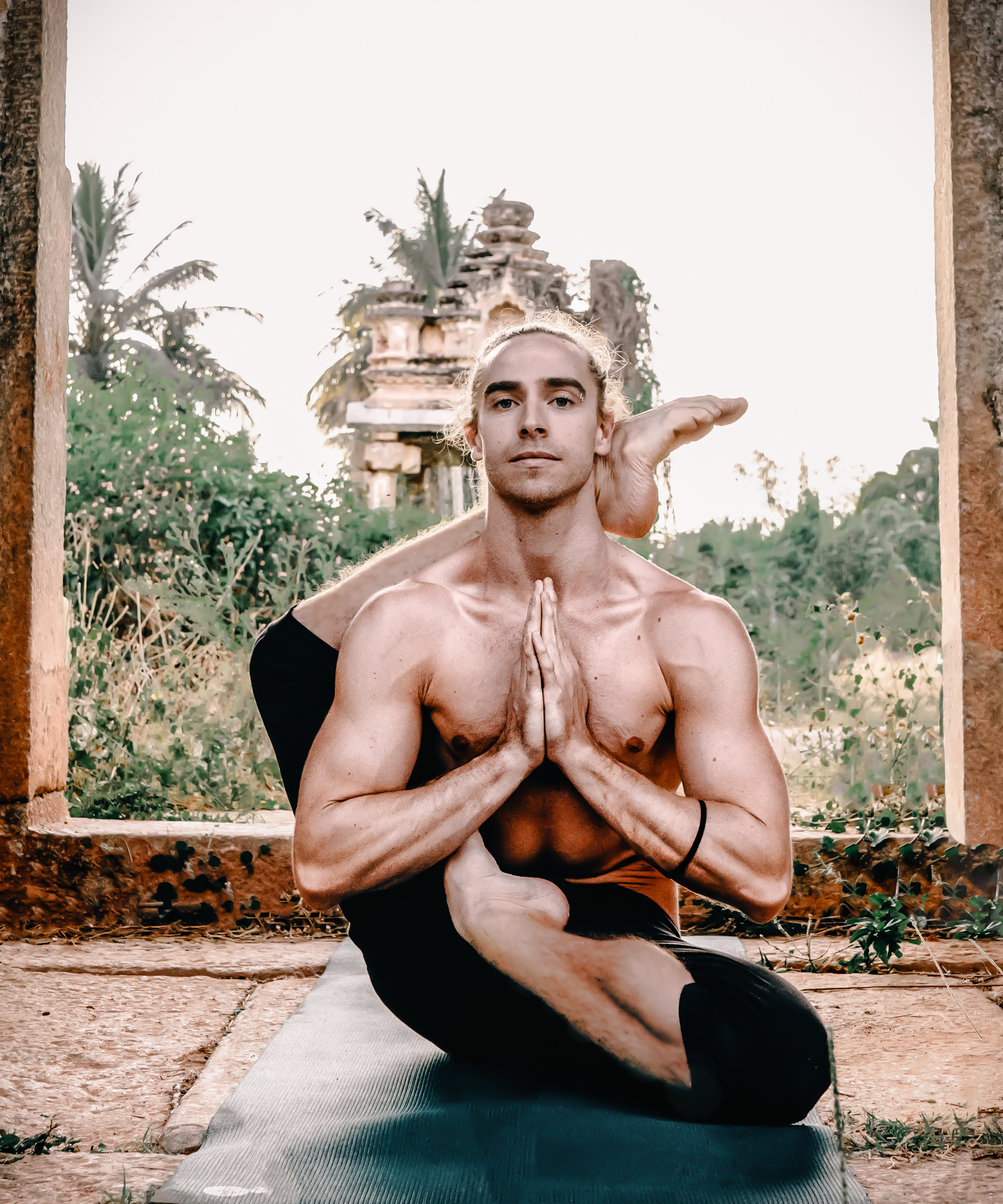 11天邁索爾與阿斯湯加工作坊由 Ethan Ward 指導