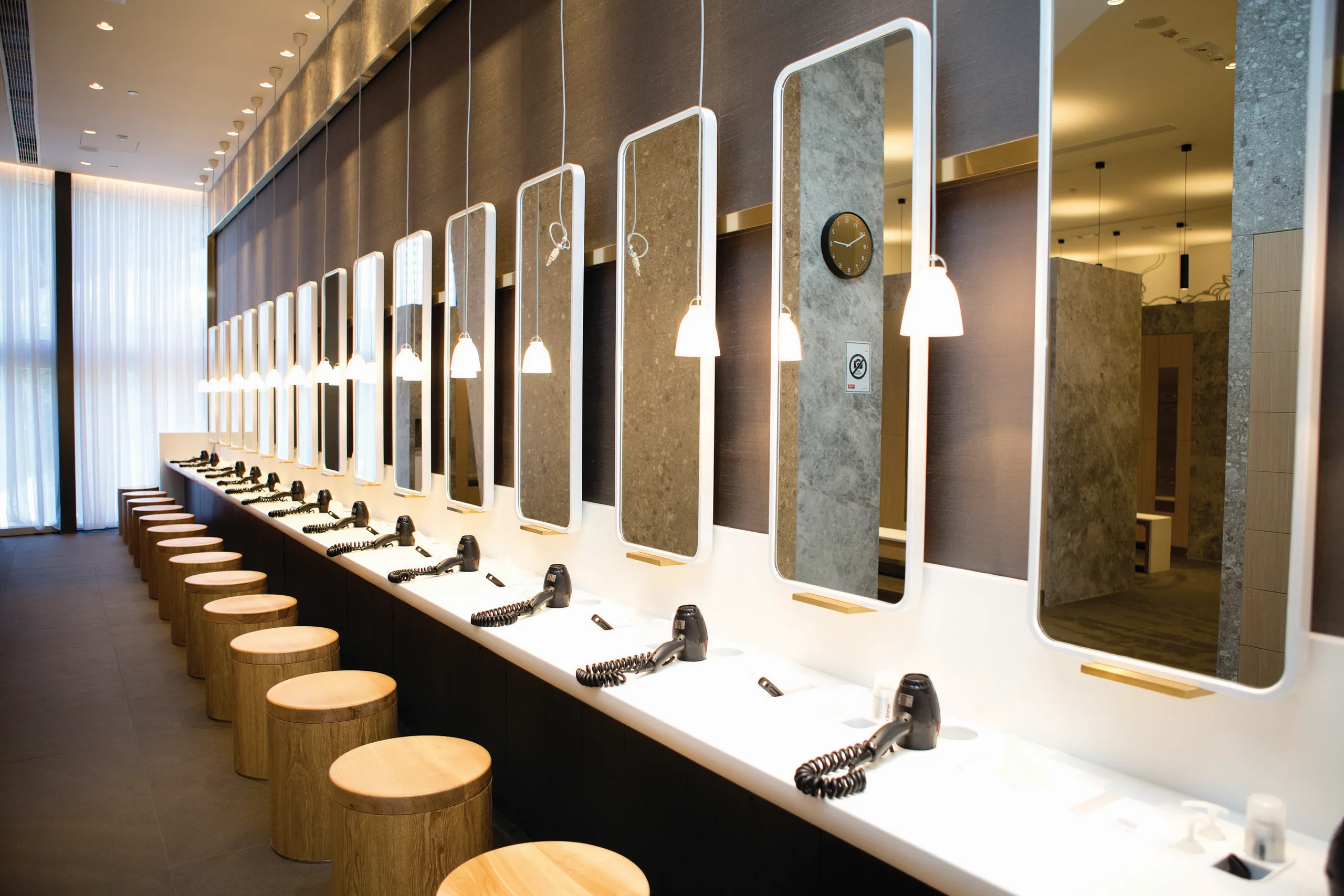 ICBC Tower: Vanity and grooming area with mirrors.